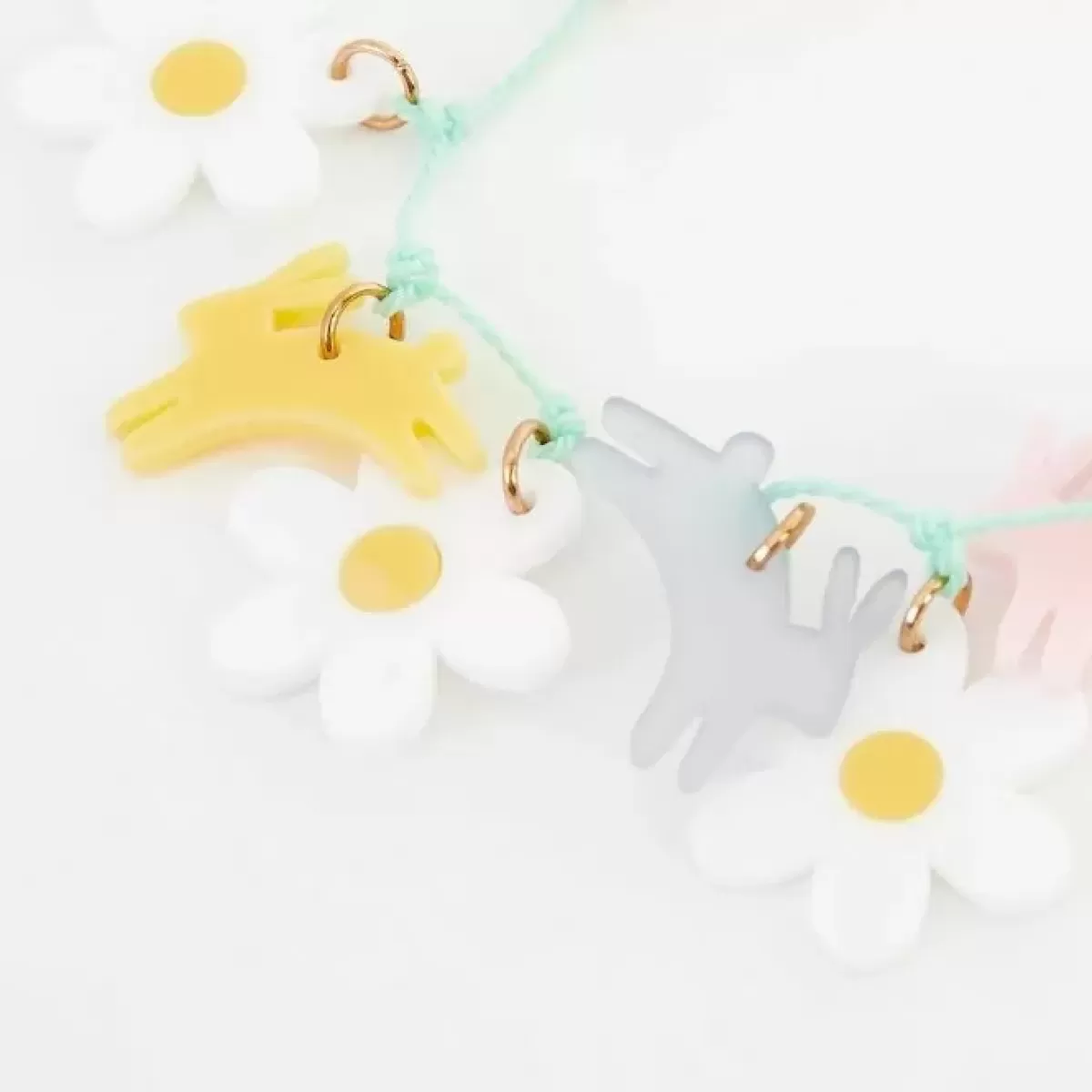 Kindersieraden-Meri Meri Kinderarmband Met Konijnen En Madeliefjes Van